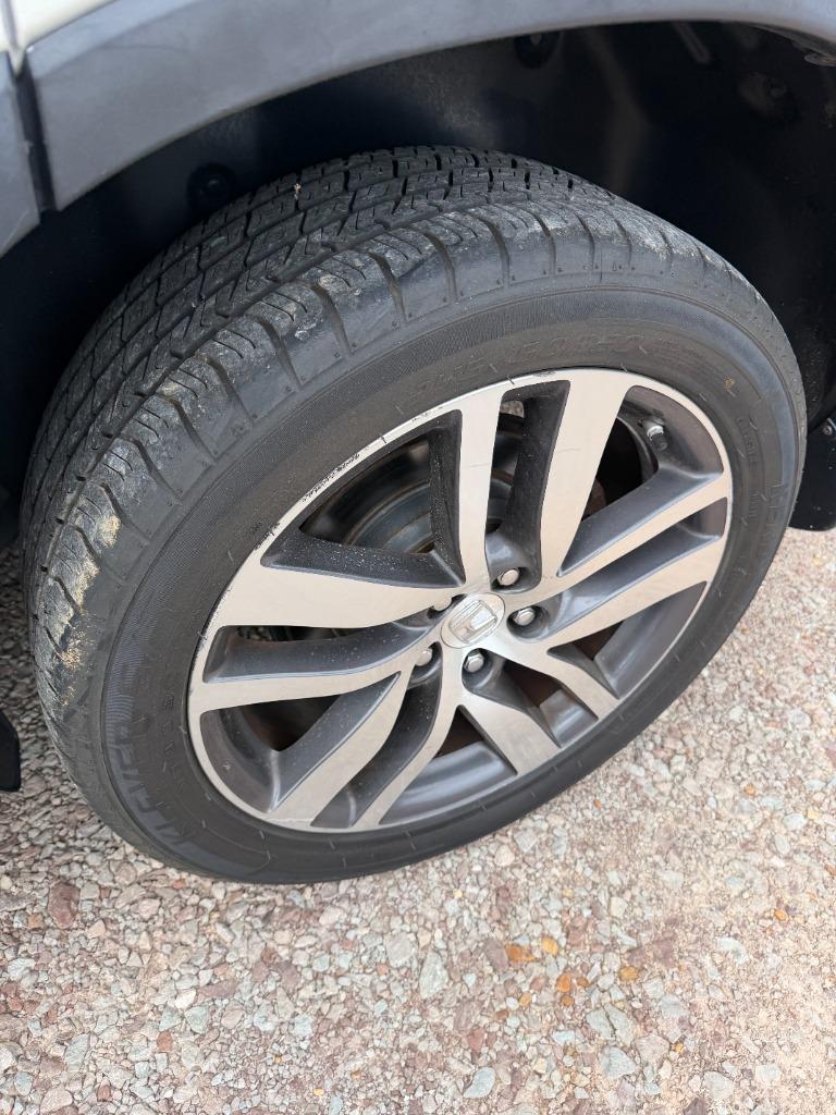 2017 Honda Pilot - $21,495