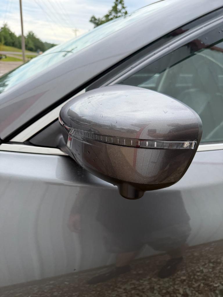 2020 Nissan Rogue - $18,995