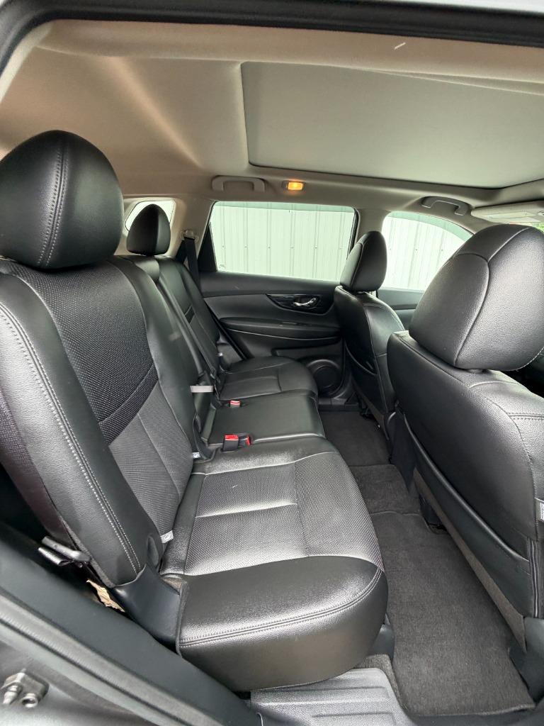 2020 Nissan Rogue - $18,995