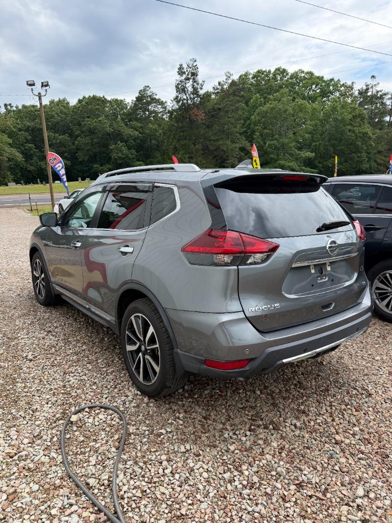 2020 Nissan Rogue - $18,995