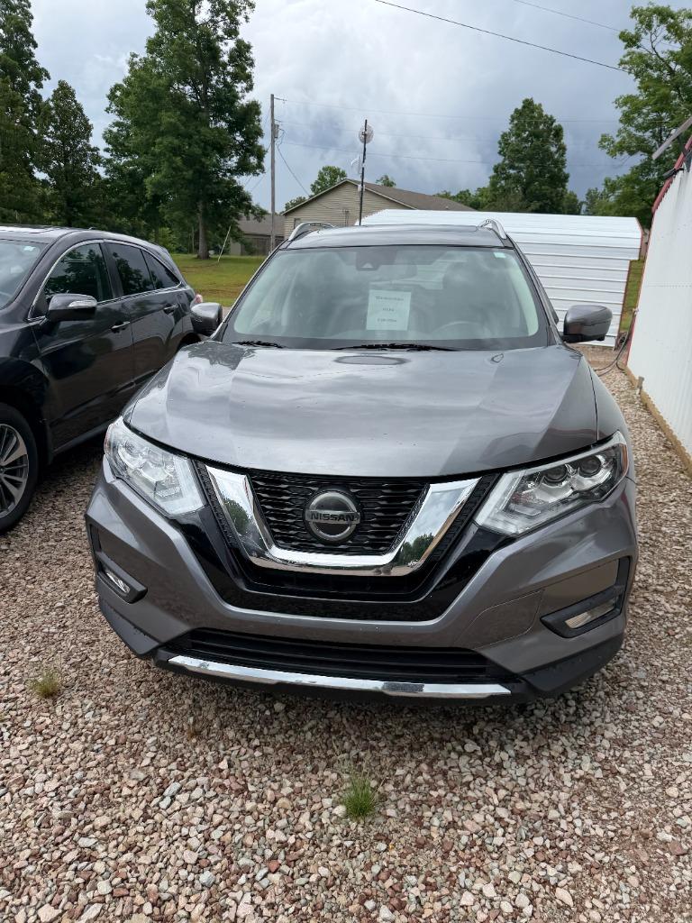 2020 Nissan Rogue - $18,995