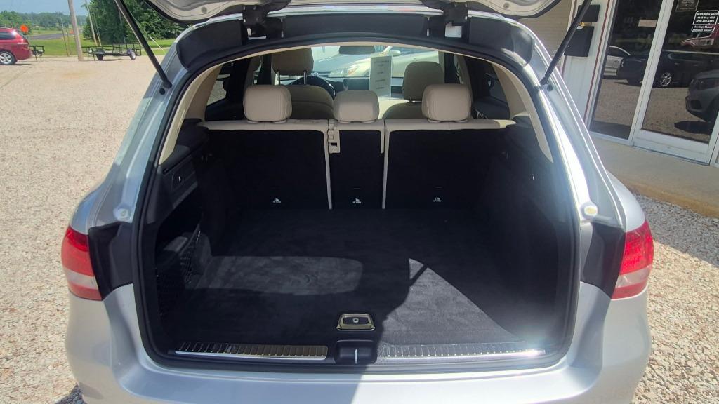 2019 Mercedes-Benz C-Class - $17,995