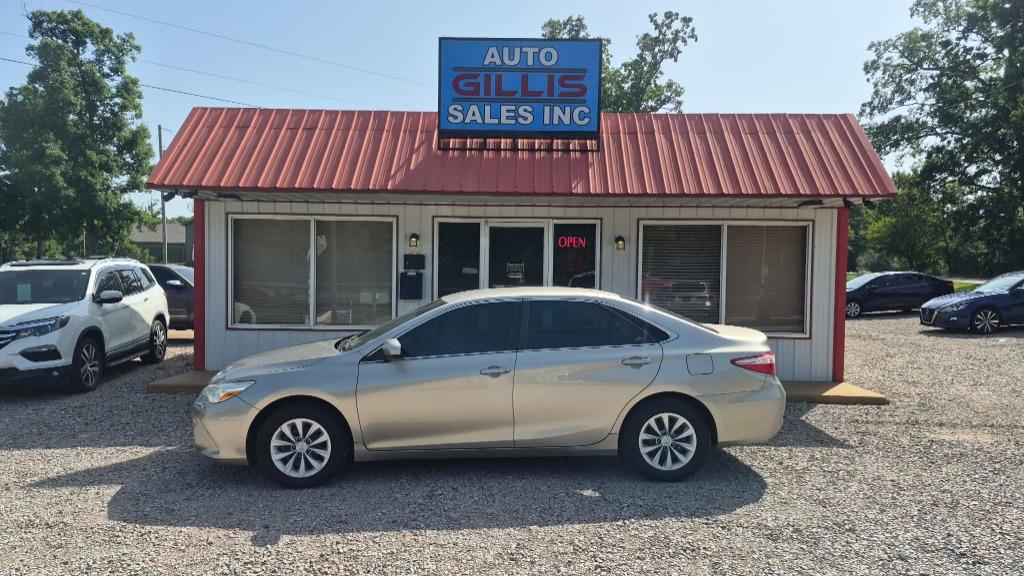 2017 Toyota Camry - $13,995