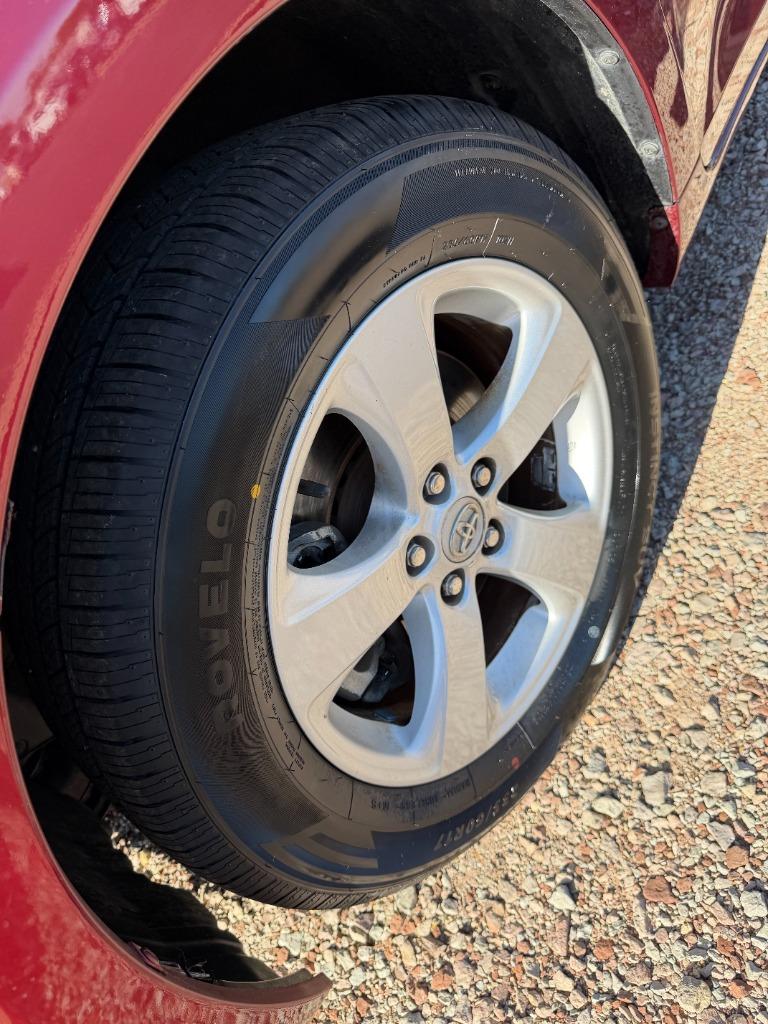 2011 Toyota Sienna - $12,995