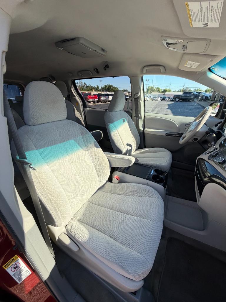 2011 Toyota Sienna - $12,995