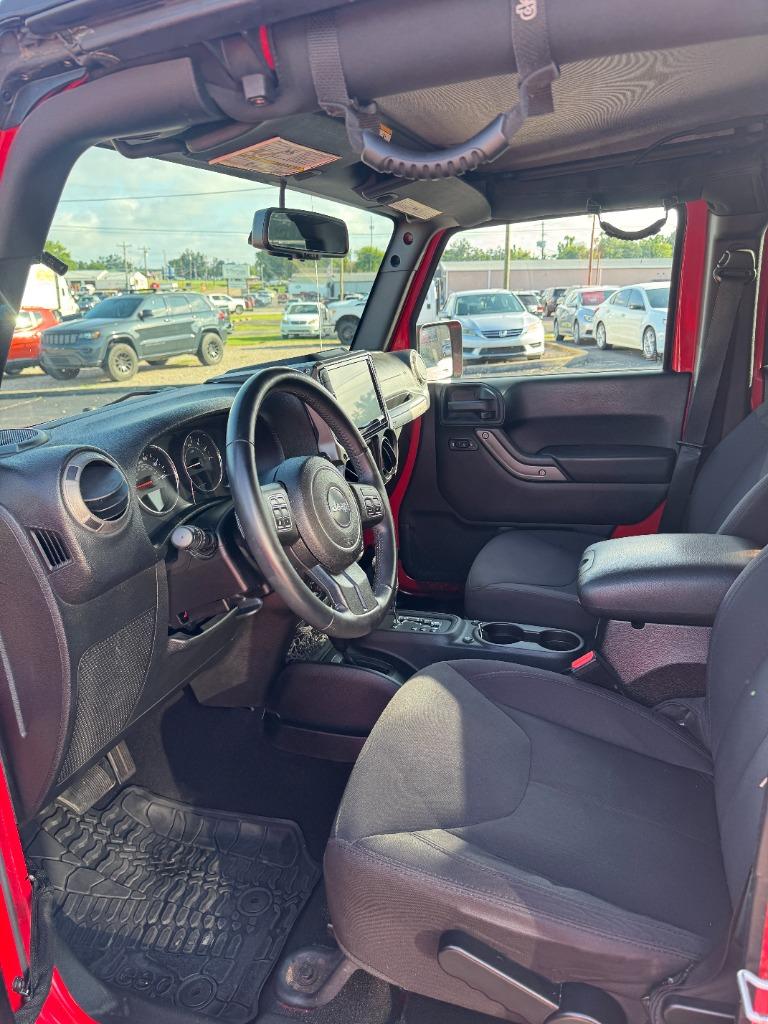 2015 Jeep Wrangler - $17,995