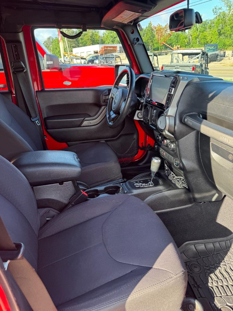 2015 Jeep Wrangler - $17,995