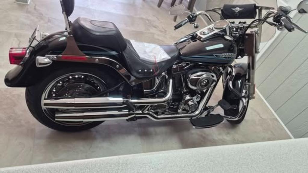 2010 Harley-davidson Fat Boy - $7,995