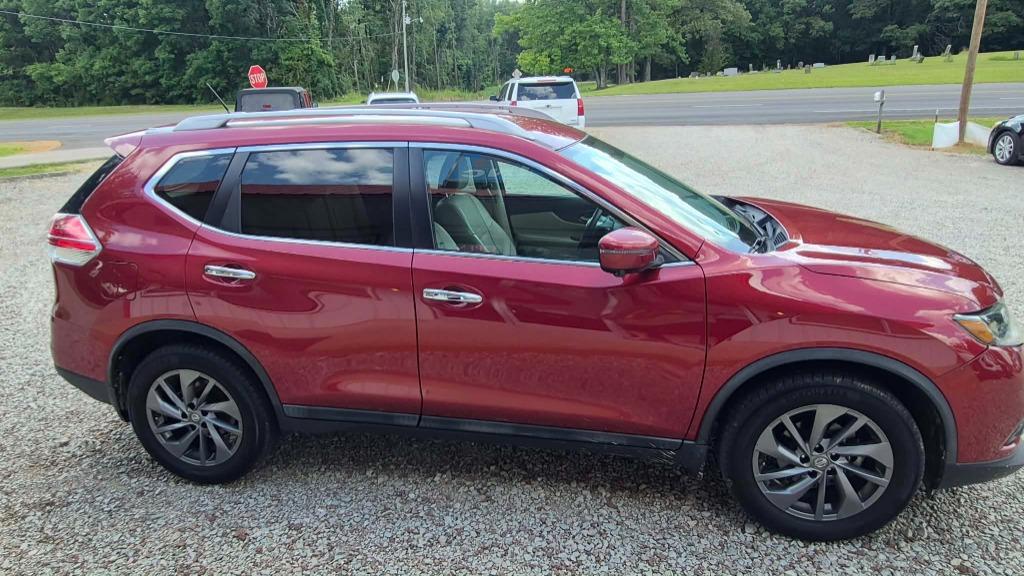 2016 Nissan Rogue - $11,995
