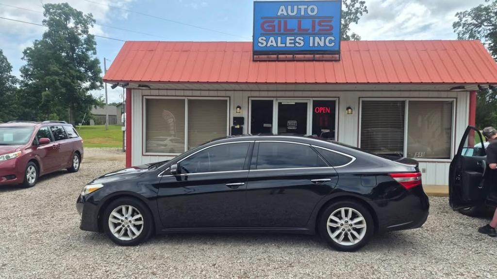 2015 Toyota Avalon - $13,999
