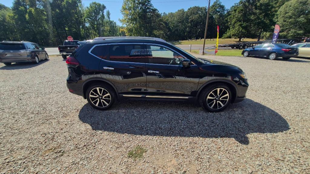 2020 Nissan Rogue - $17,995