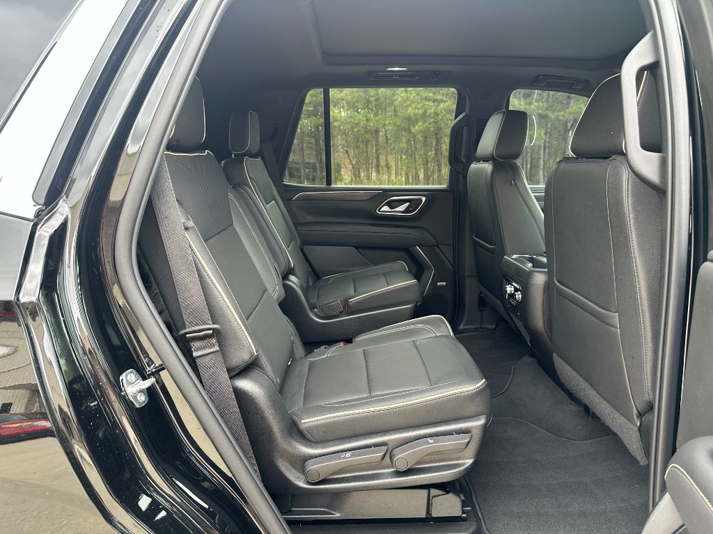 2022 GMC Yukon SLT photo