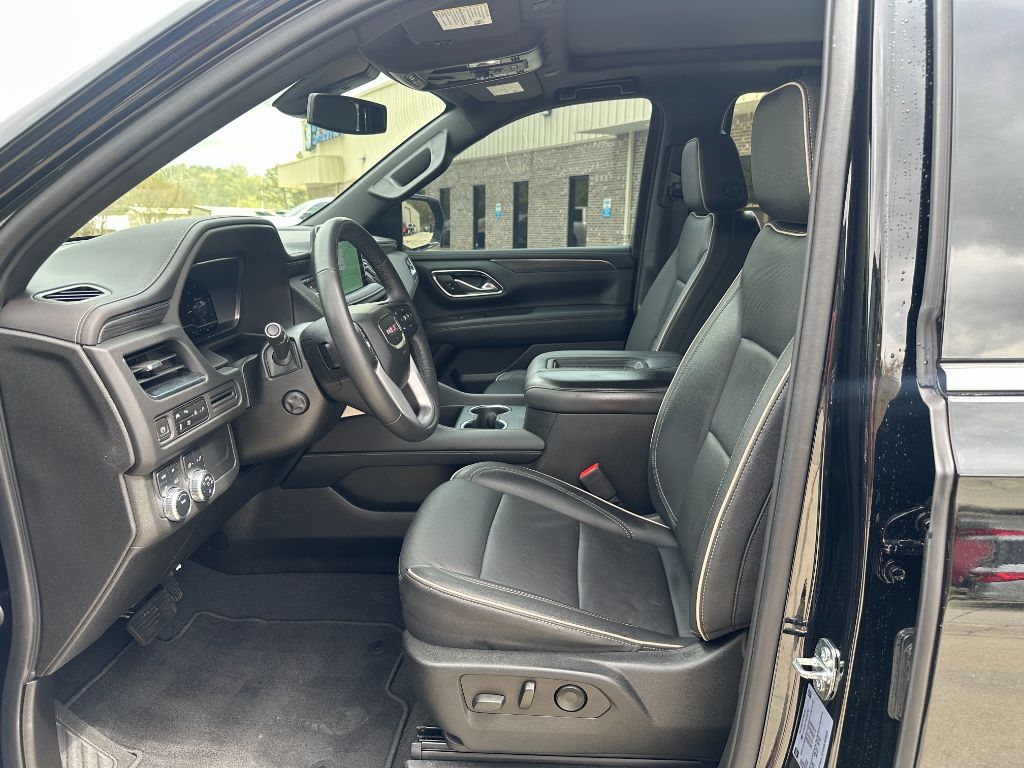 2022 GMC Yukon SLT photo