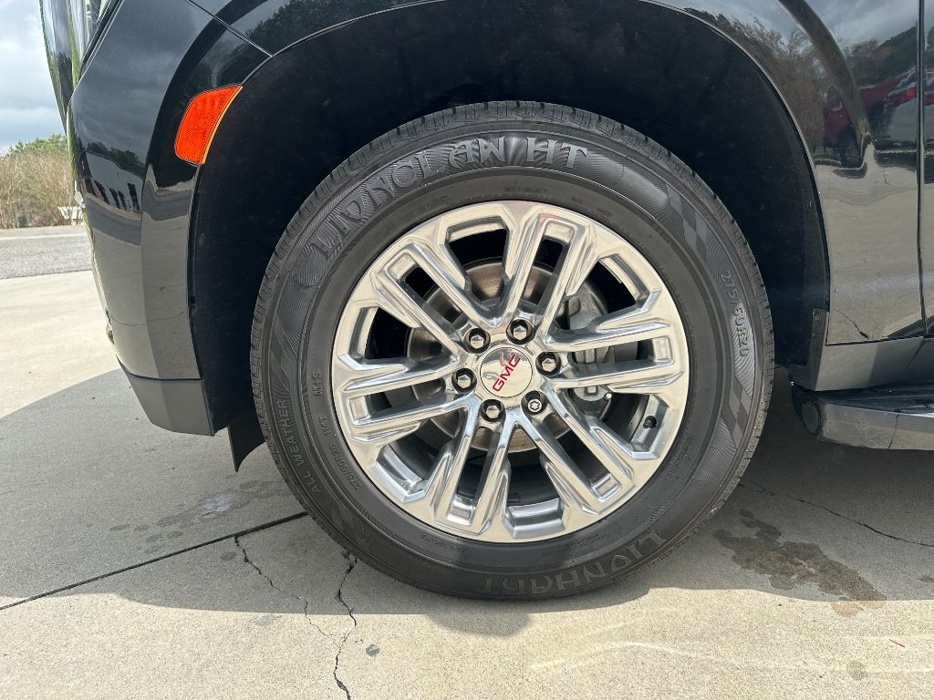 2022 GMC Yukon SLT photo