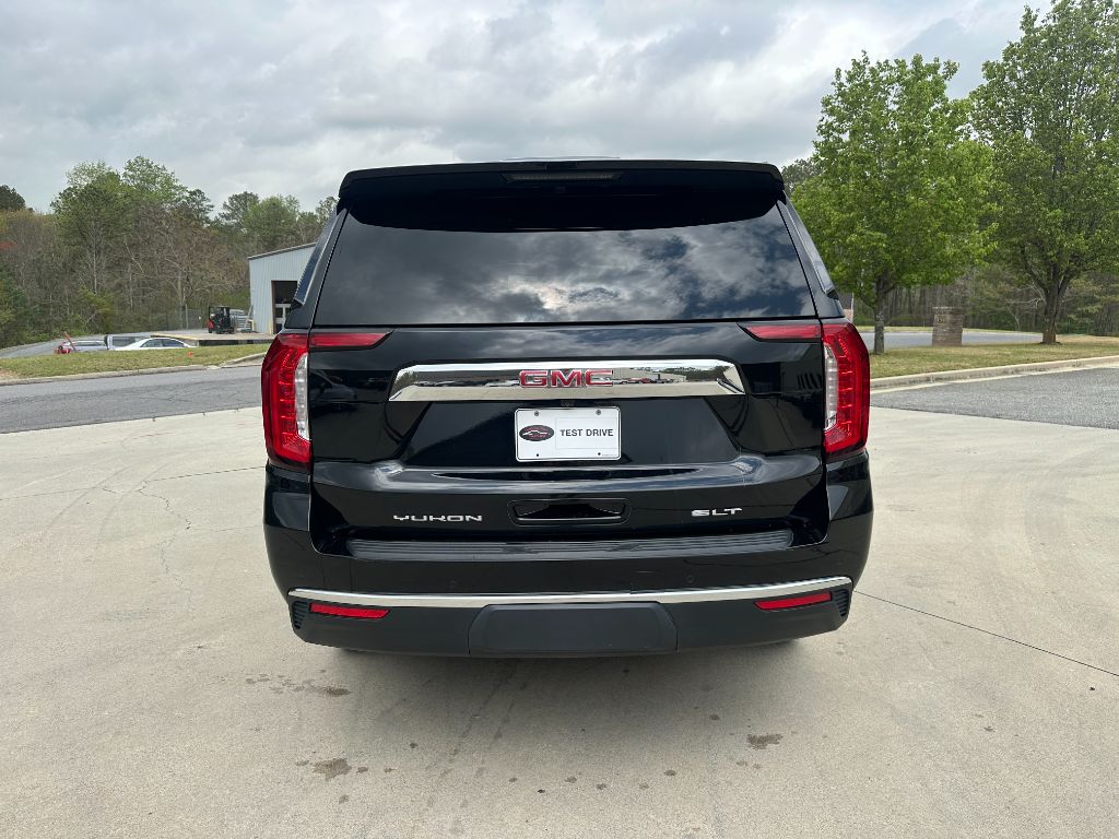 2022 GMC Yukon SLT photo