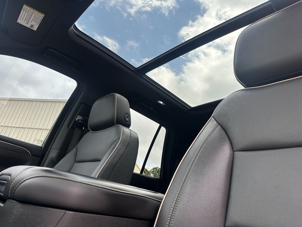 2022 GMC Yukon SLT photo
