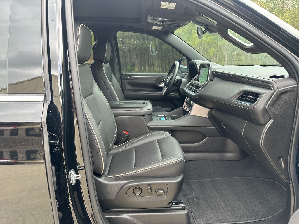 2022 GMC Yukon SLT photo