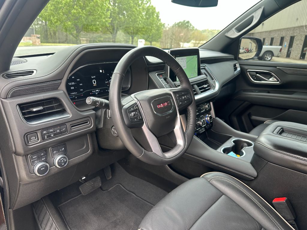 2022 GMC Yukon SLT photo