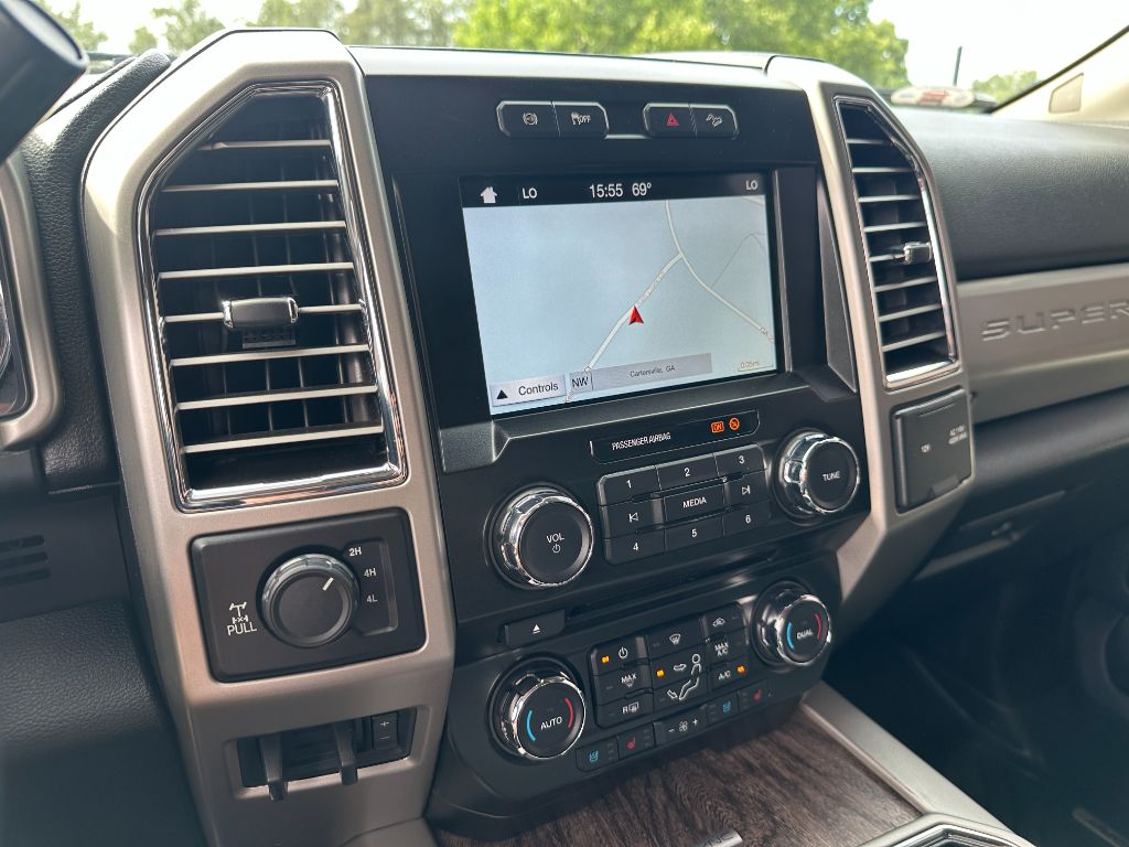 2017 Ford F250sd Lariat photo
