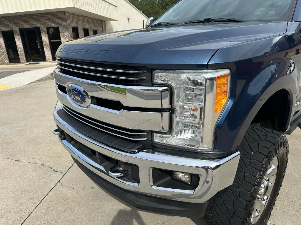 2017 Ford F250sd Lariat photo