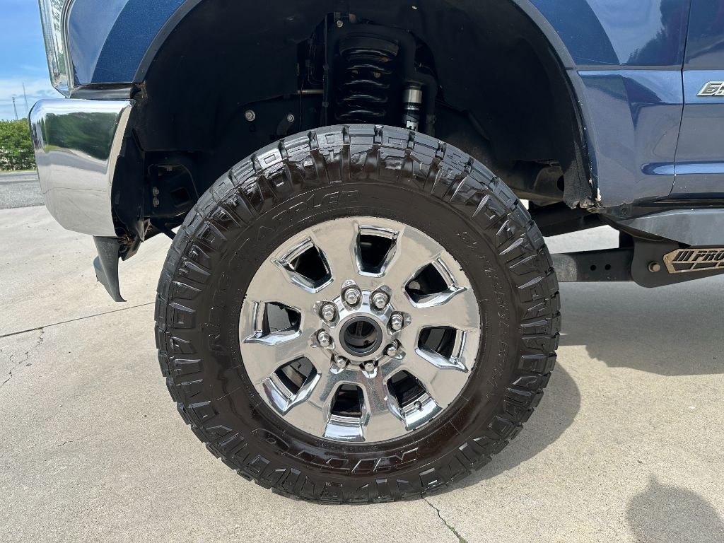 2017 Ford F250sd Lariat photo