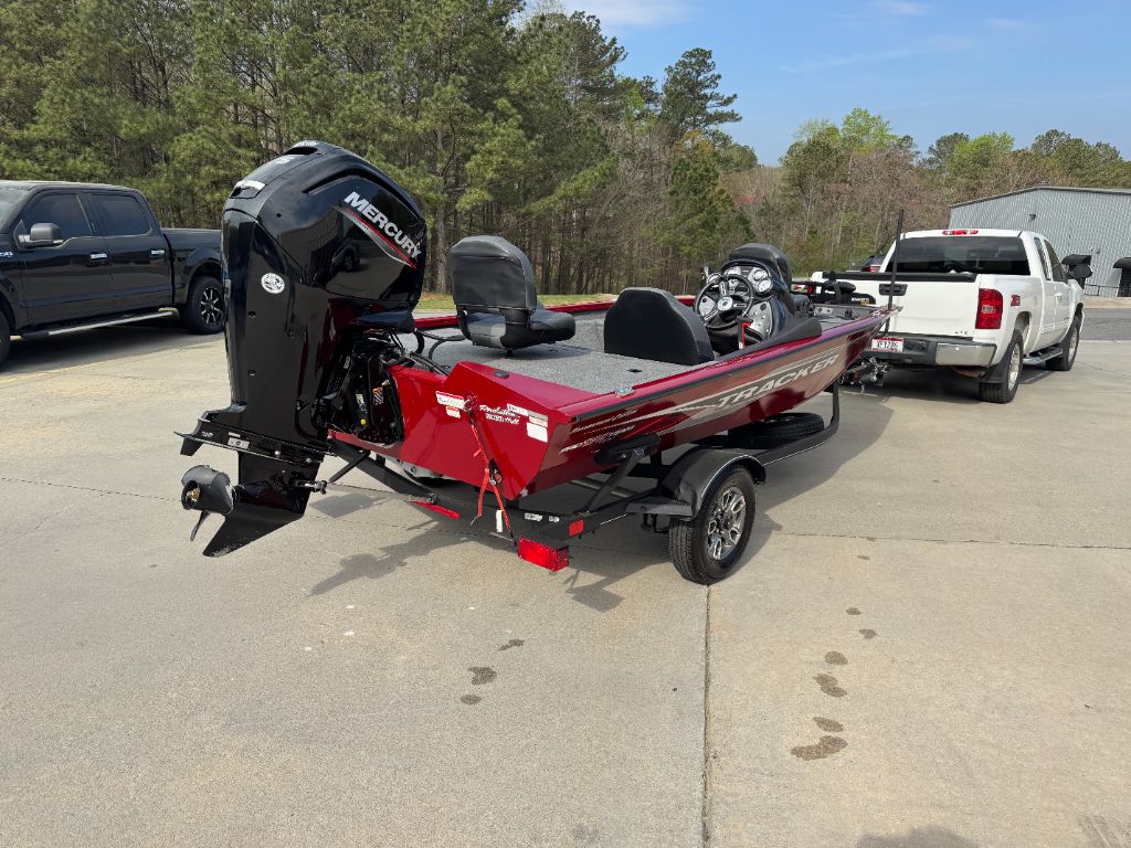 2023 Tracker Pro Team 175  - $16,500