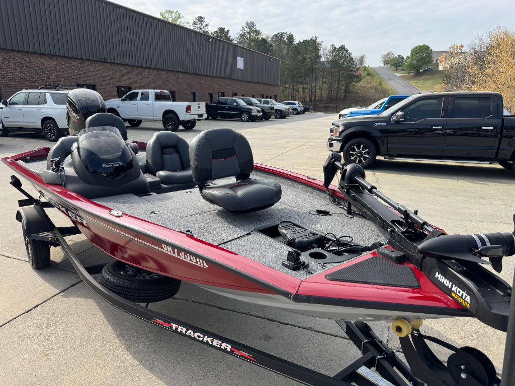 2023 Tracker Pro Team 175  - $16,500