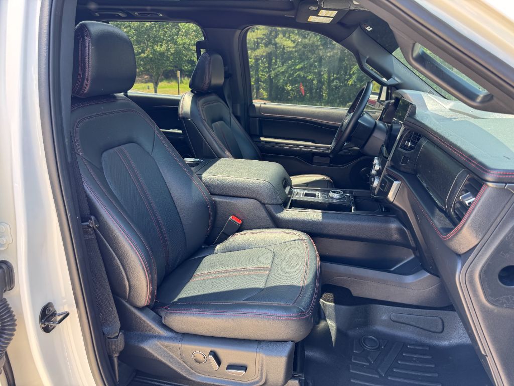 2022 Ford Expedition - $39,500