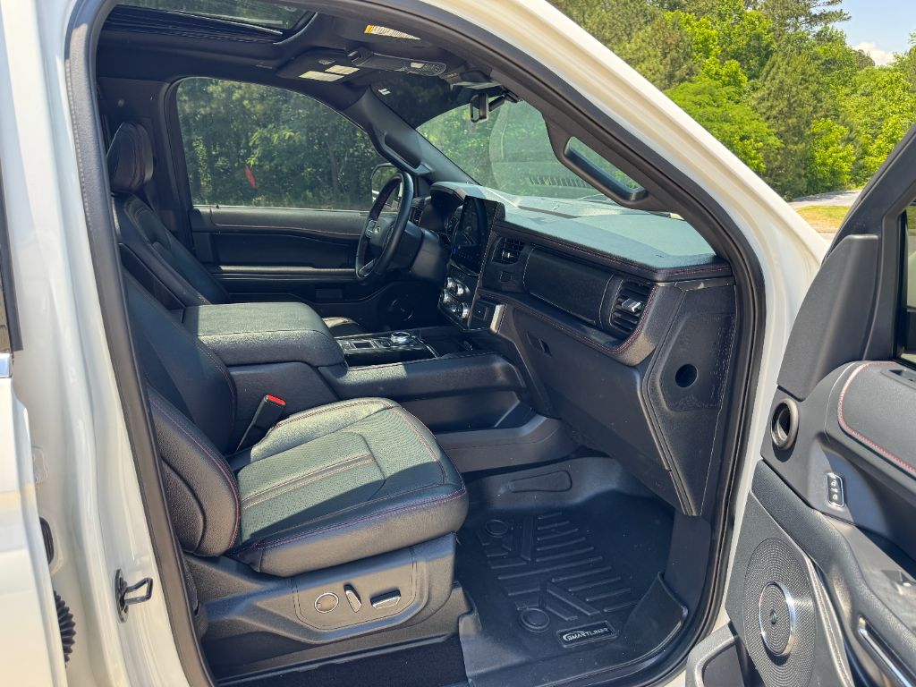 2022 Ford Expedition - $39,500