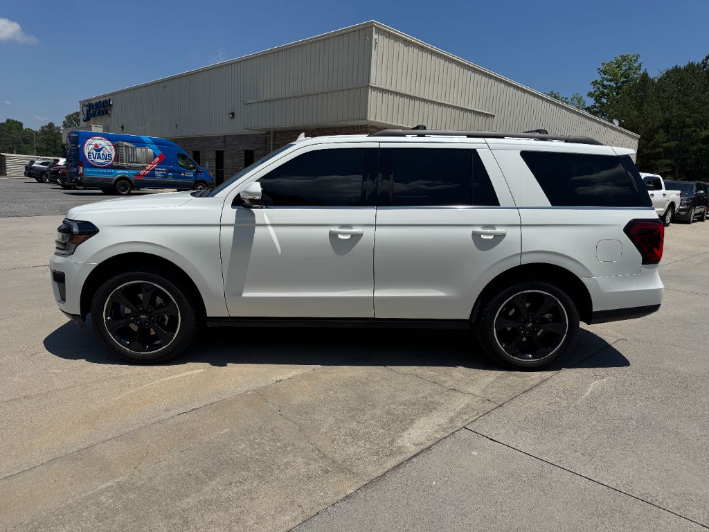 2022 Ford Expedition - $39,500