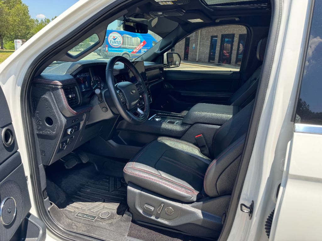 2022 Ford Expedition - $39,500