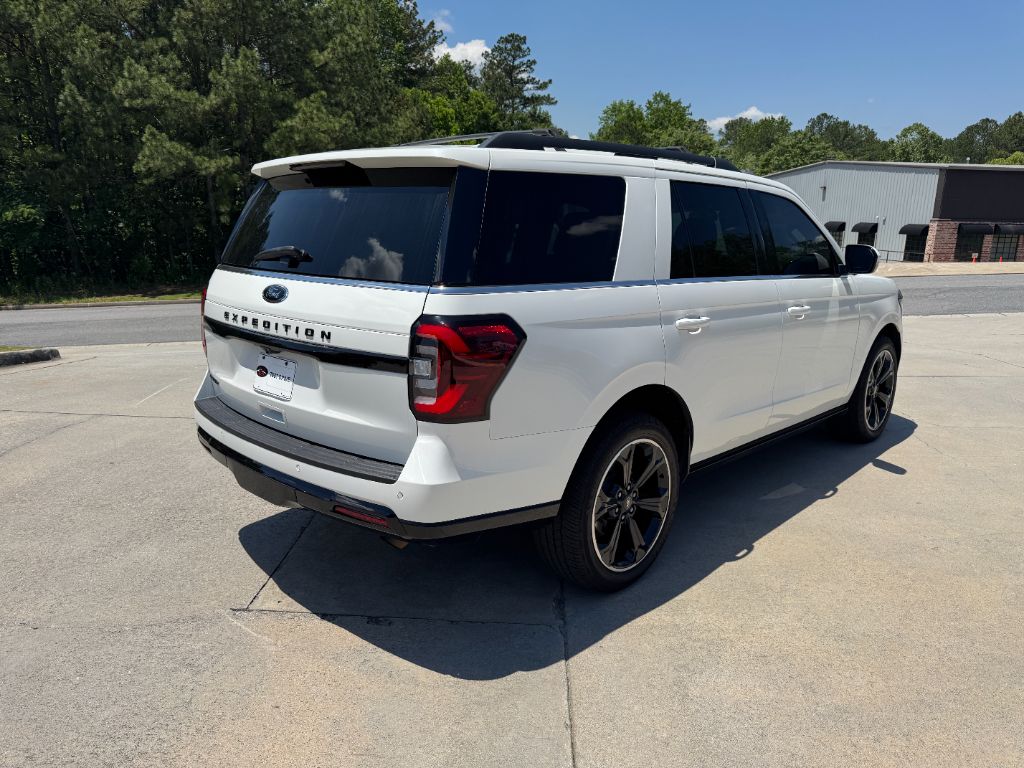 2022 Ford Expedition - $39,500
