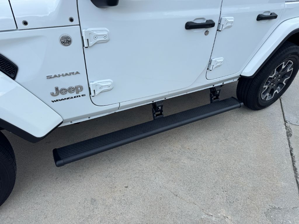 2024 Jeep Wrangler - $45,000