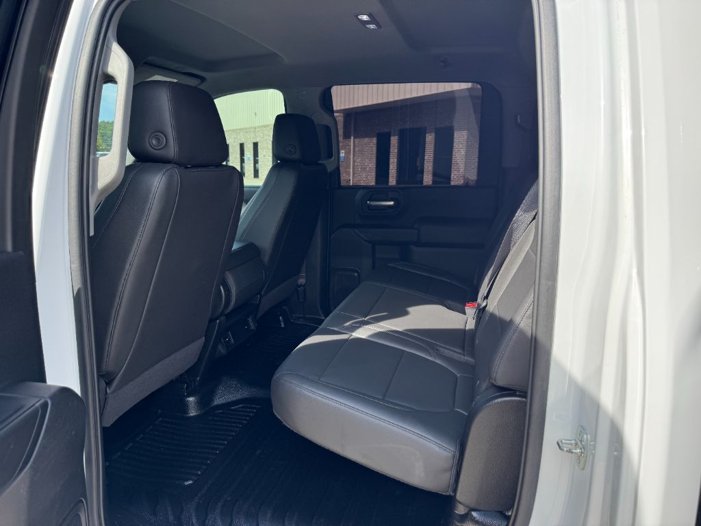 2020 Chevrolet Silverado 3500HD C/C - $38,000