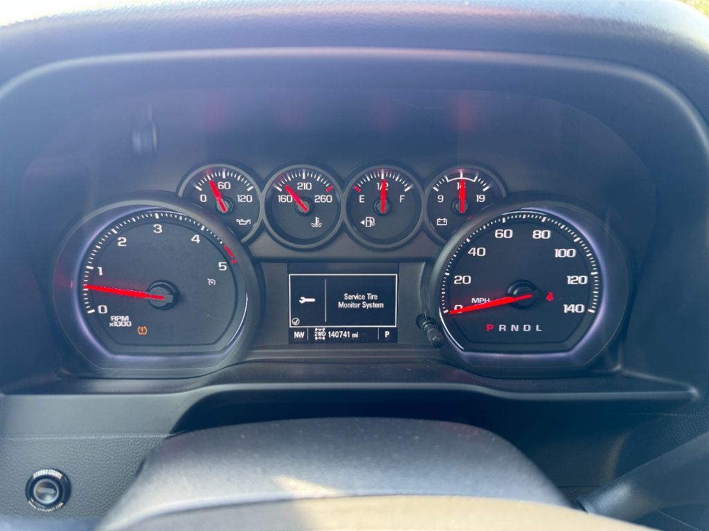 2020 Chevrolet Silverado 3500HD C/C - $38,000
