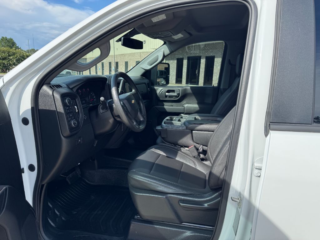 2020 Chevrolet Silverado 3500HD C/C - $38,000