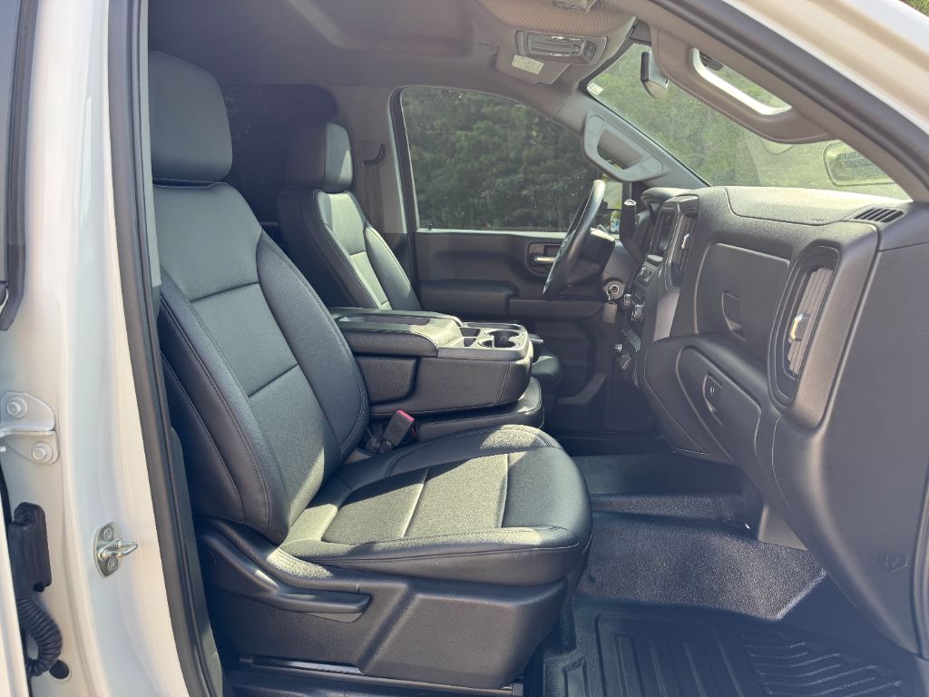 2020 Chevrolet Silverado 3500HD C/C - $38,000