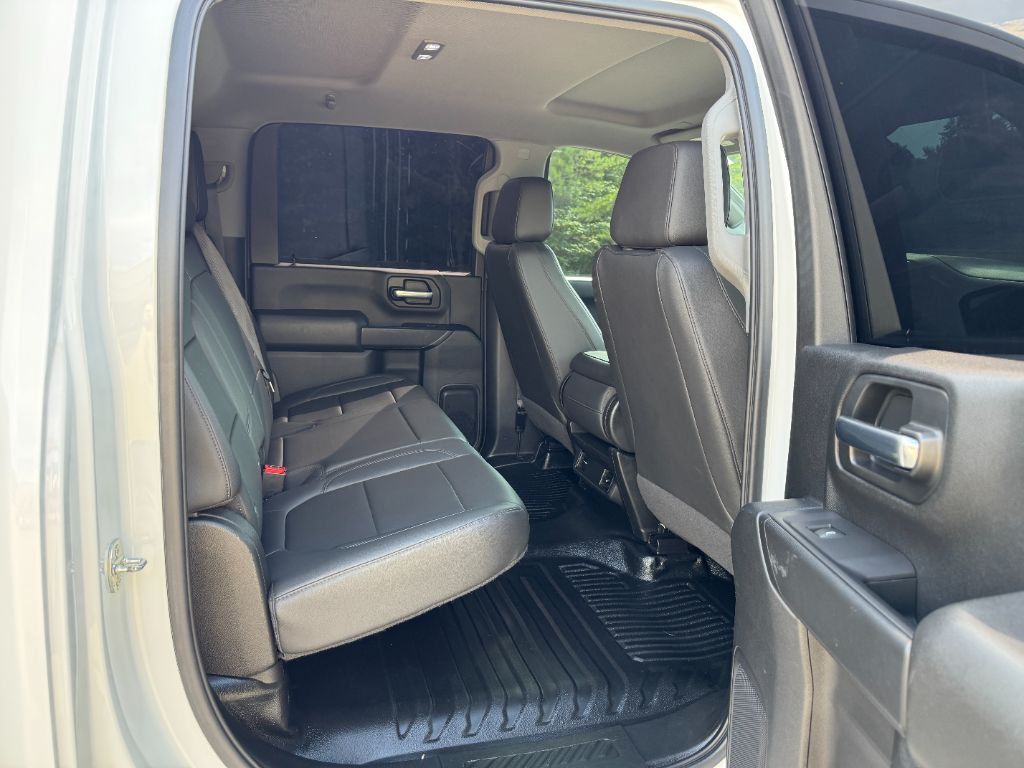 2020 Chevrolet Silverado 3500HD C/C - $38,000