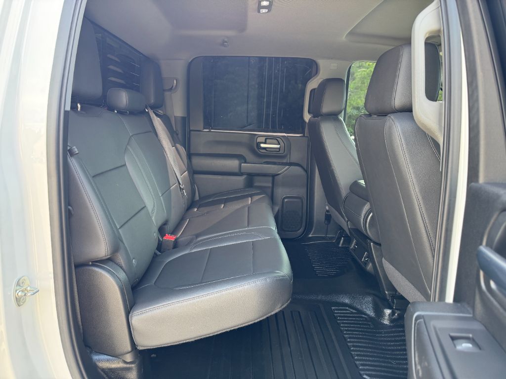 2020 Chevrolet Silverado 3500HD C/C - $38,000