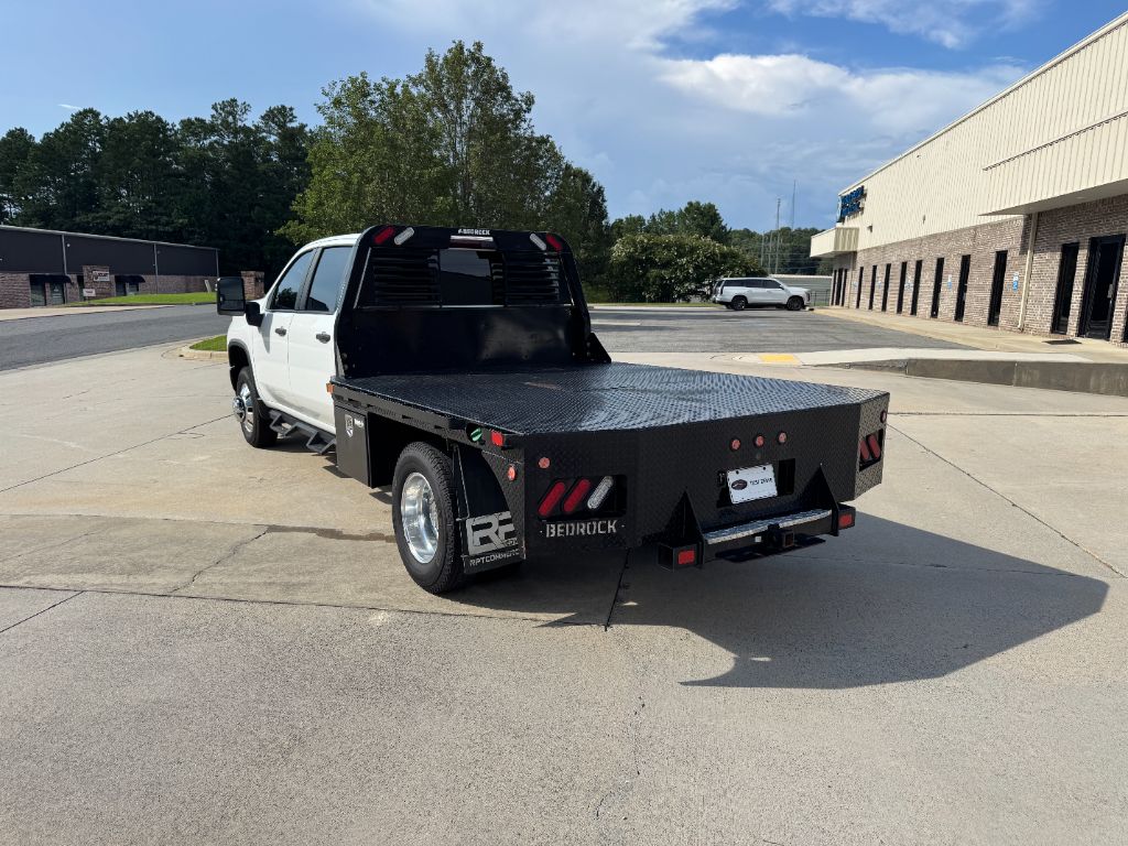 2020 Chevrolet Silverado 3500HD C/C - $38,000
