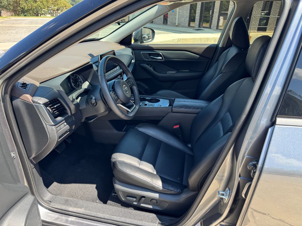 2021 Nissan Rogue - $19,000