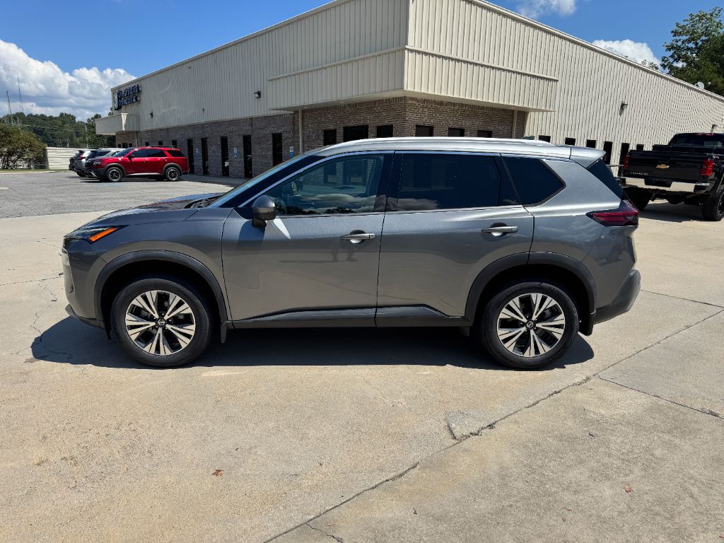 2021 Nissan Rogue - $19,000