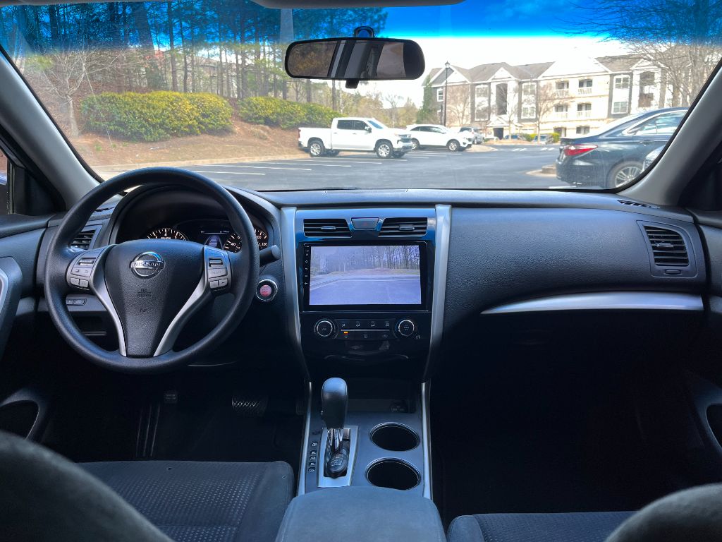 2015 Nissan Altima S photo