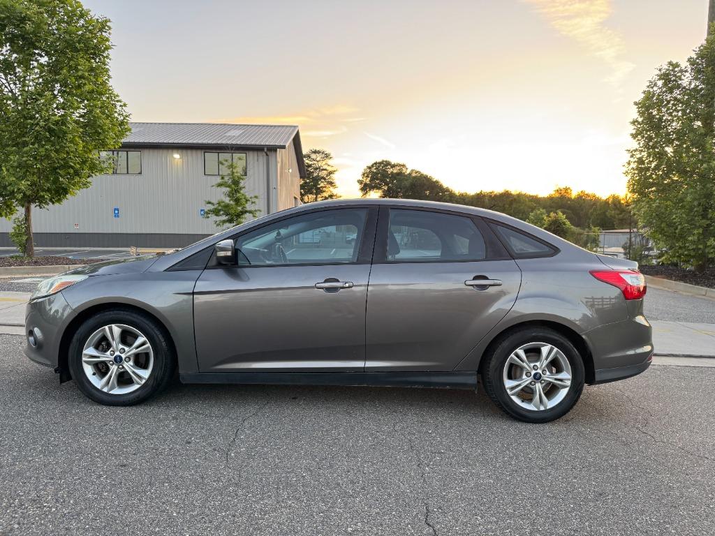 2014 Ford Focus SE photo