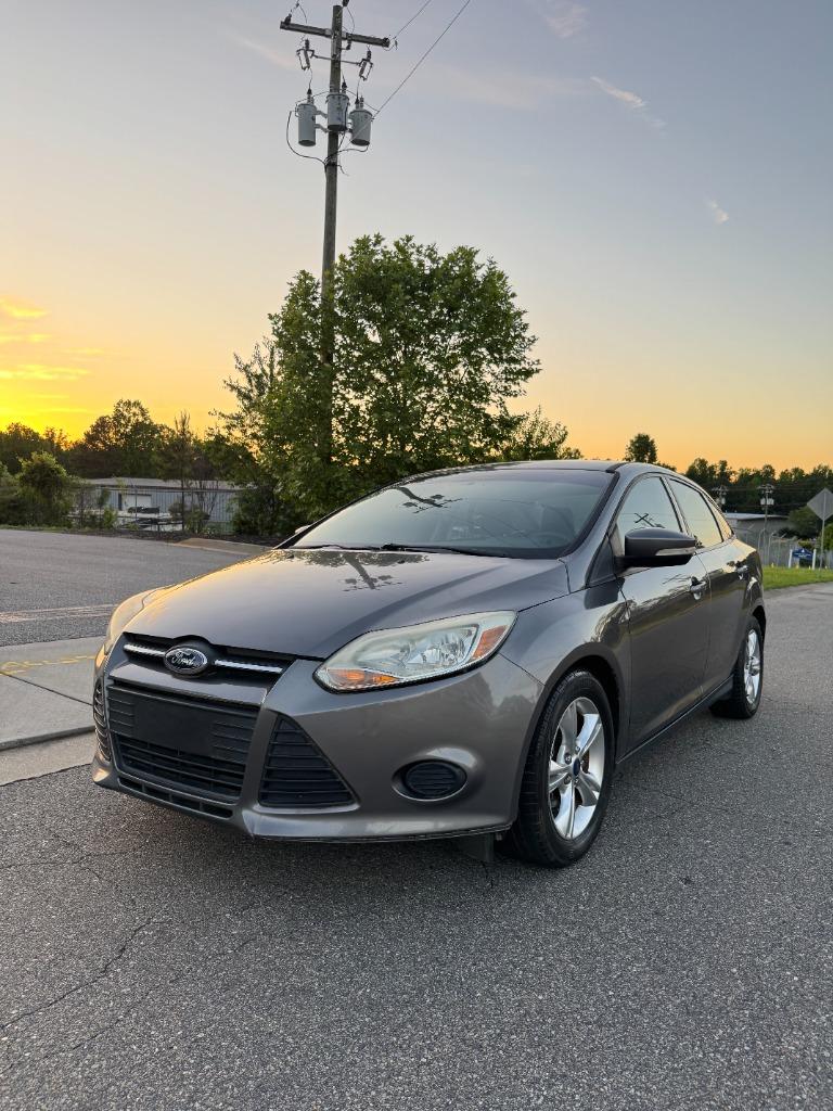 2014 Ford Focus SE photo