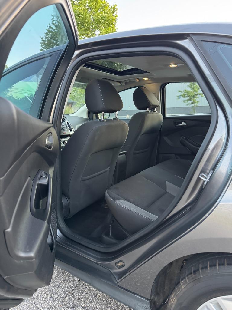 2014 Ford Focus SE photo