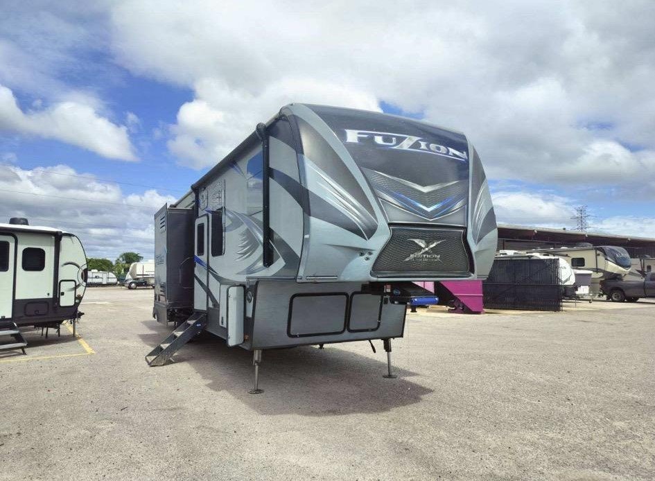 2017 Keystone Keystone - $48,500