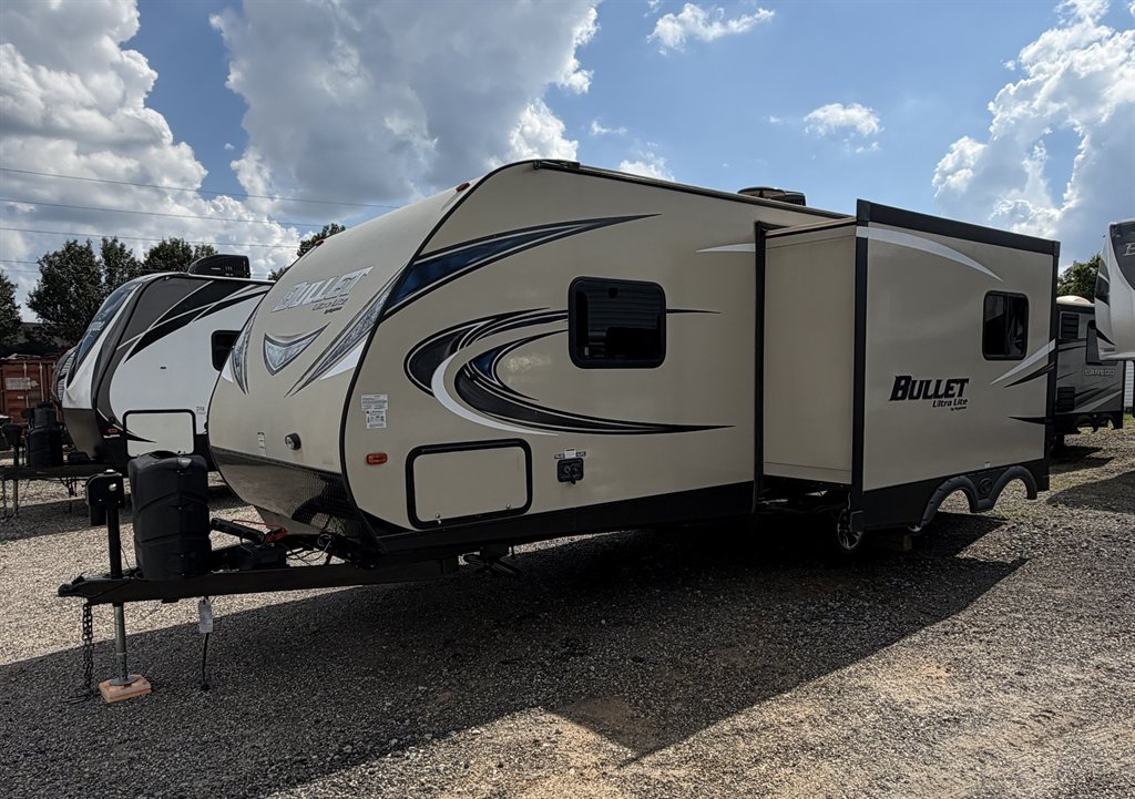 2017 Keystone Keystone - $16,500