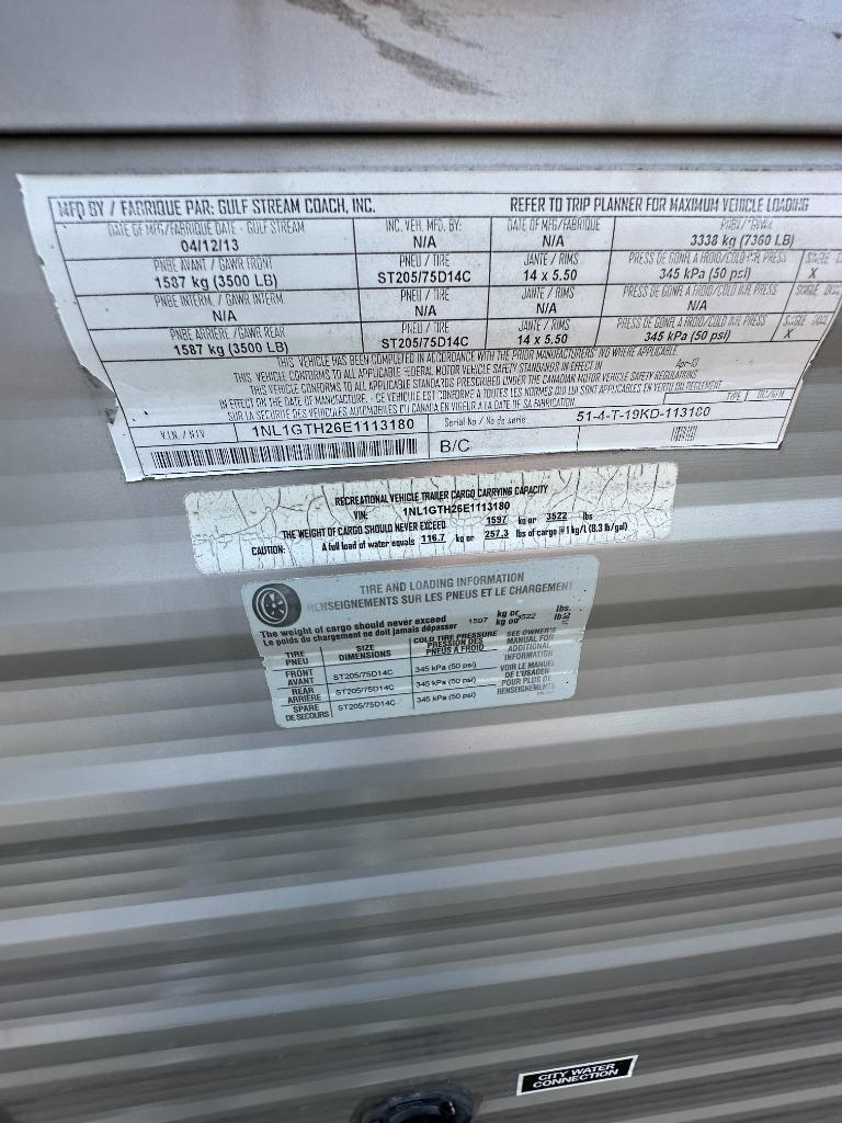 2014 Gulf Stream Coach, Inc. Ameri-Lite 19kd - $9,950