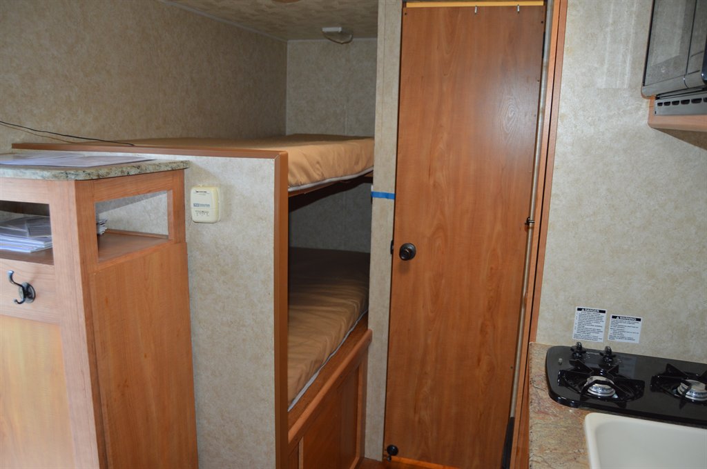 2012 Gulf Stream Trailmaster - $7,995